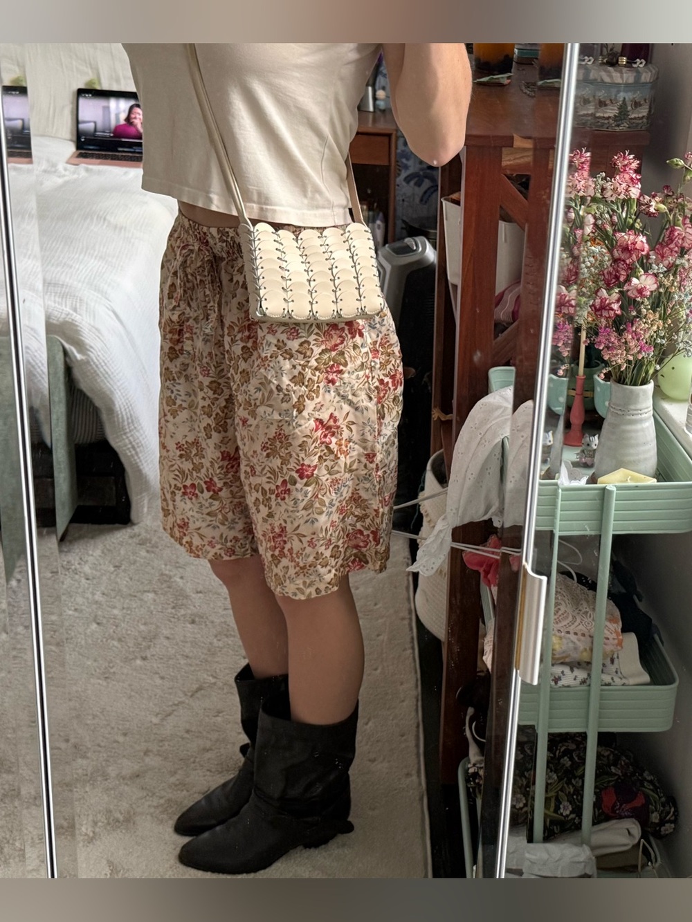 Vintage silk floral long shorts S lightweight boho
